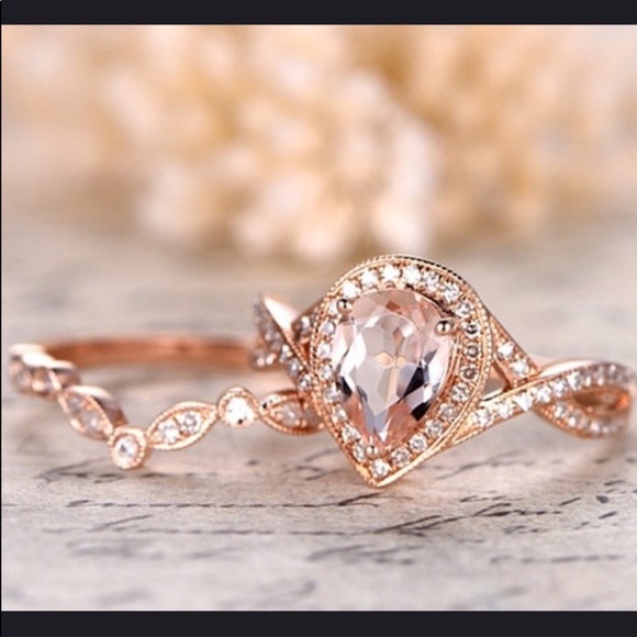 1 Left! Rose Gold Ring Set - Picture 4 of 5